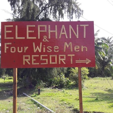 Elephant And Four Wise Men Resort Ram Nagar Εξωτερικό φωτογραφία